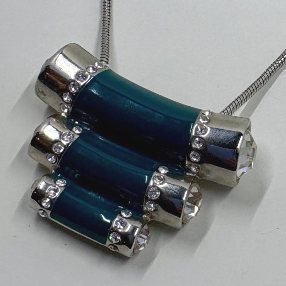 Lia Sophia Queue Teal‎ Silver Tone Rhinestone Tube Pendant Necklace